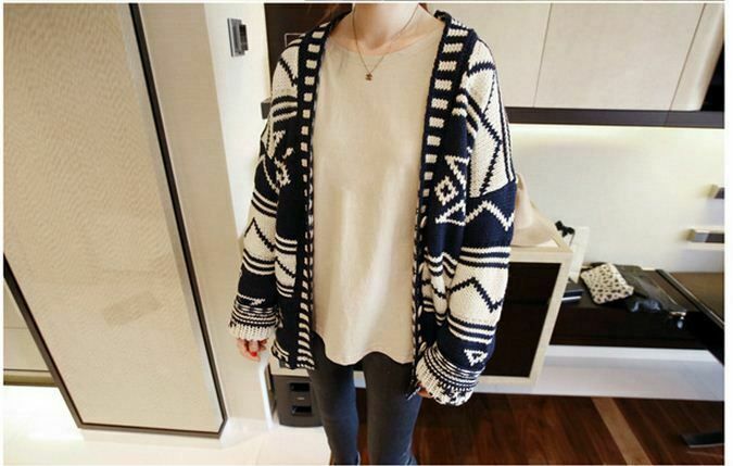 Áo len dệt kim họa tiết hình học màu xanh đen - đầm ôm body đi tiệc