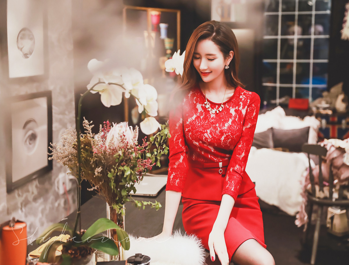 Đầm công sở phối ren peplum màu đỏ sang trọng - đầm body dự tiệc
