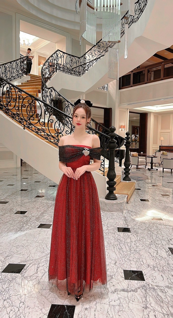 Đầm Xòe Dạ Hội Lưới Kim Tuyến Kèm Tag Quyến Rũ