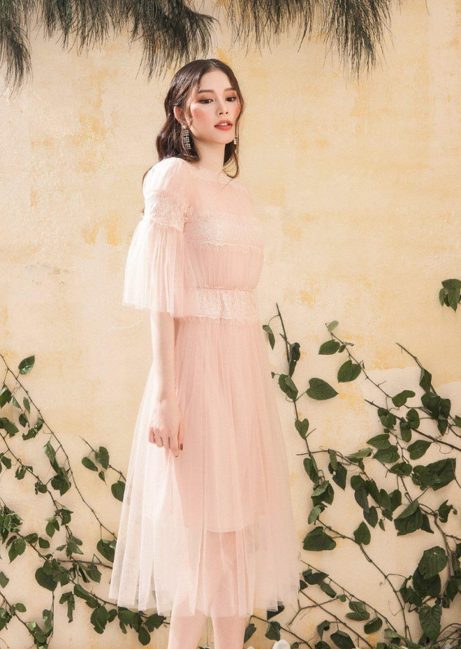 Đầm xòe lưới kiểu vintage phối ren màu hồng - Đầm ren đẹp