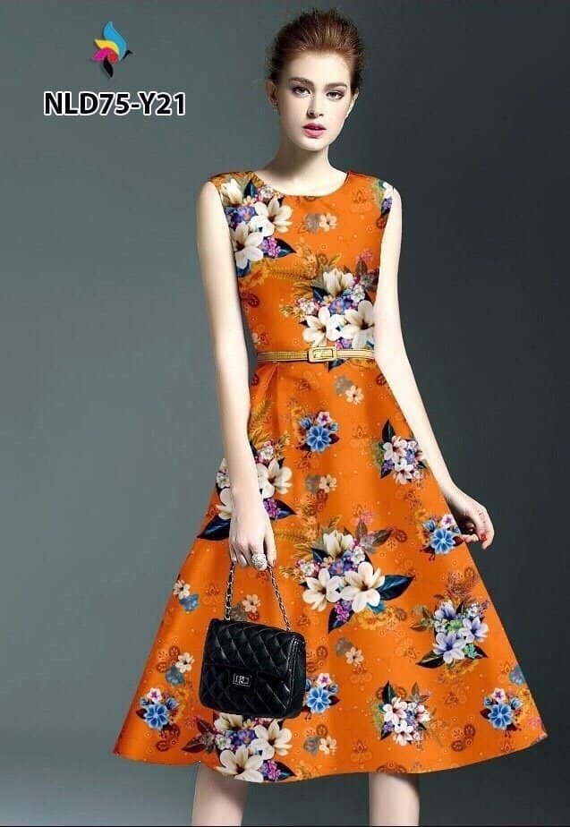 Đầm Xòe Mullet Hoa 3D Màu Đen Size M
