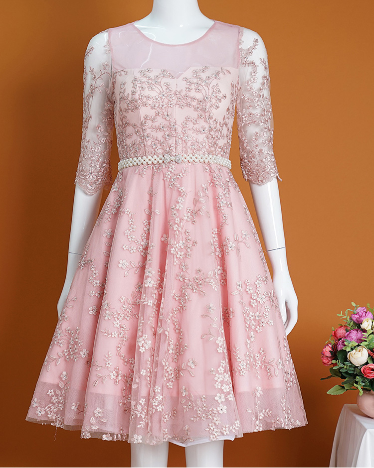 Đầm xòe tay lở dự tiệc cưới đẹp sang trọng màu hồng dễ thương