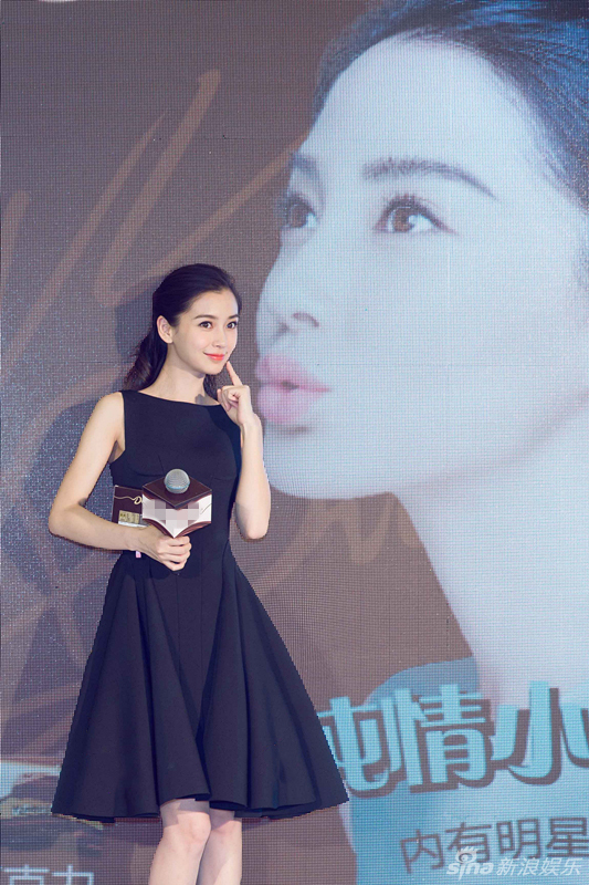 Đầm xòe xếp ly xinh như angela baby - Đầm xòe