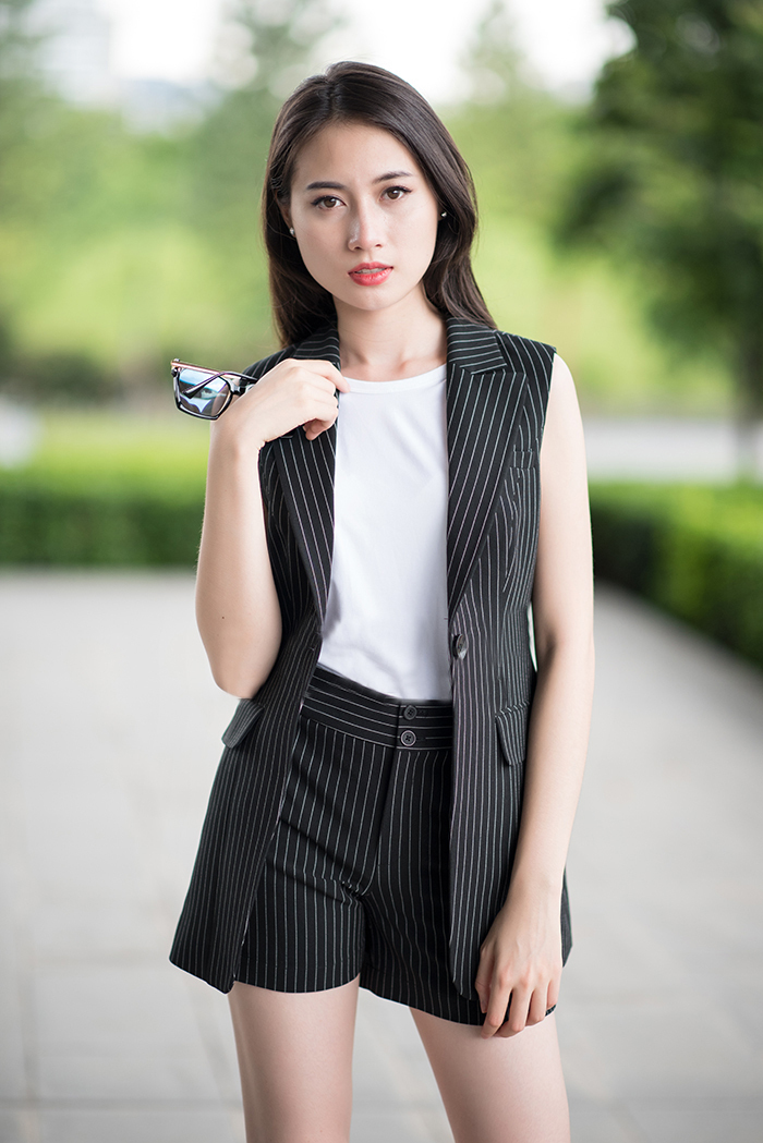 Set bộ sọc áo vest và quần short dễ thương