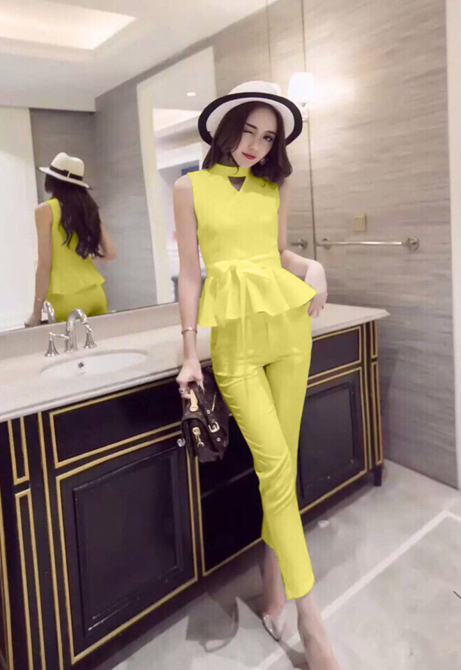 Set nguyên bộ áo peplum kèm thắt nơ màu vàng